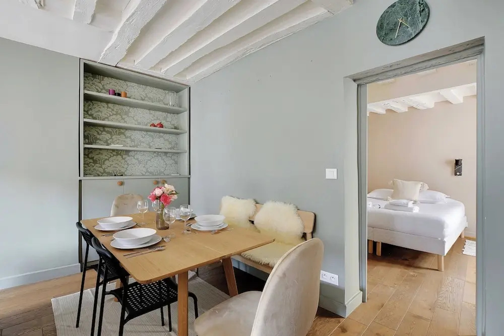 Chic Apartment -1br/4p- Haut Marais / Republique