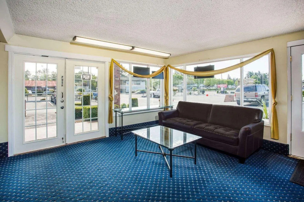American Lodge