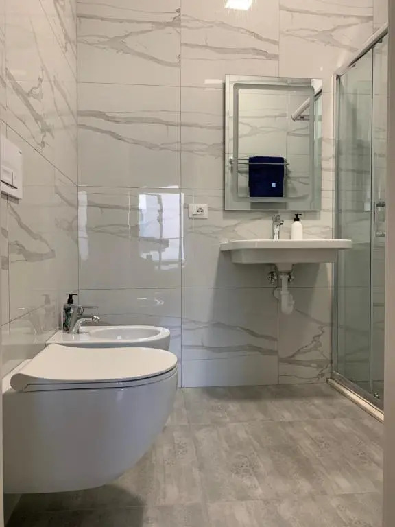 Lovely 1-bedroom Condo in Tirana WiFi-Netflix-AC