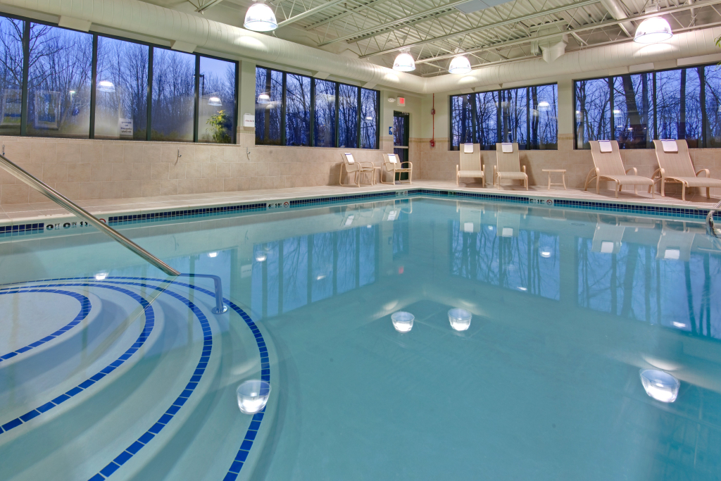 Holiday Inn Express & Suites Detroit - Novi by IHG