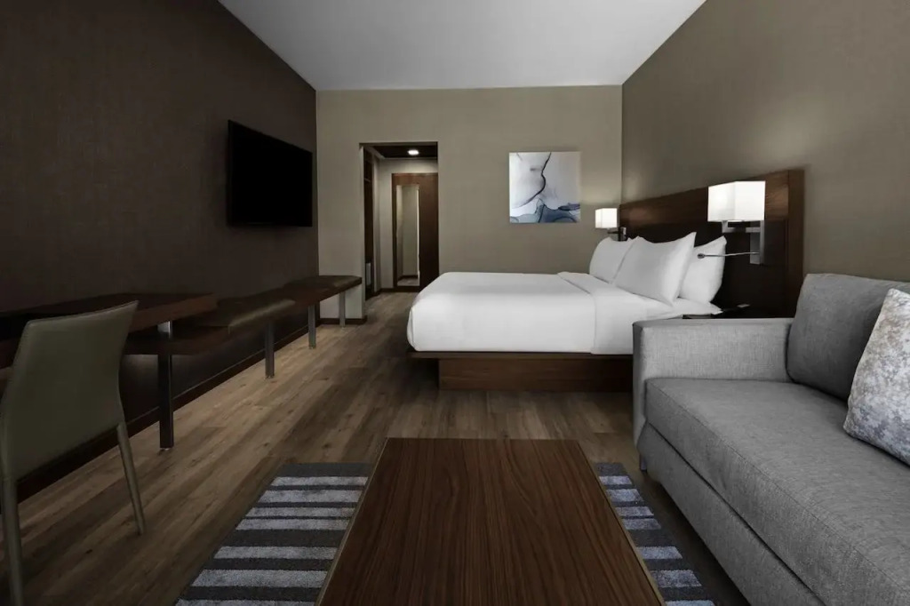 AC Hotel by Marriott Lansing University Area
