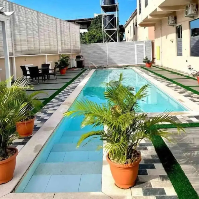 Hera Hospitality Limited