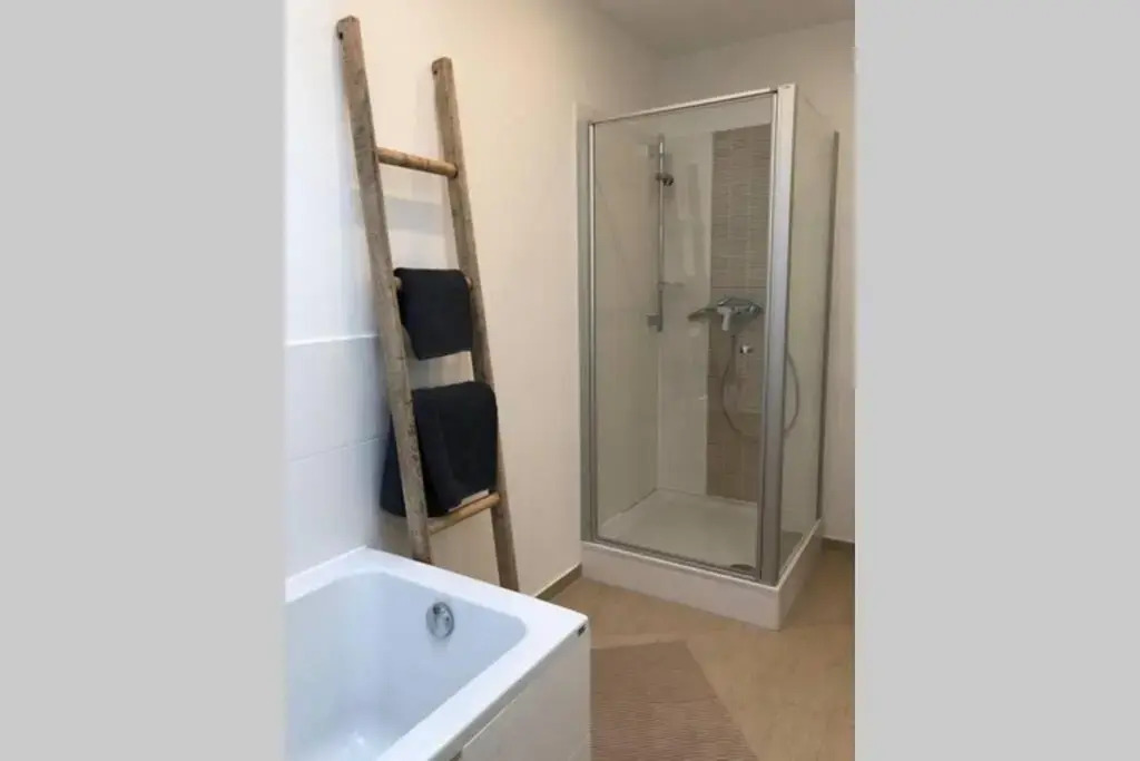 Dock 2 apartment