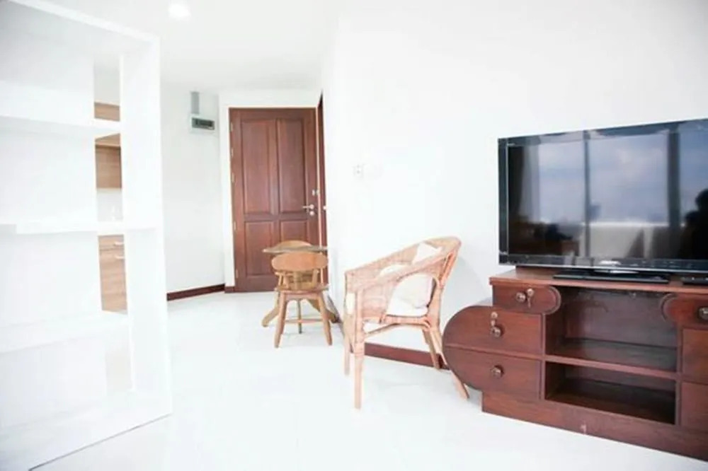 Baan Salin Suites