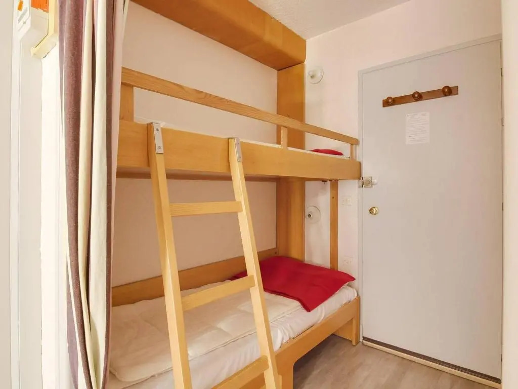Appartement Cauterets, 1 pièce, 4 personnes - FR-1-401-24