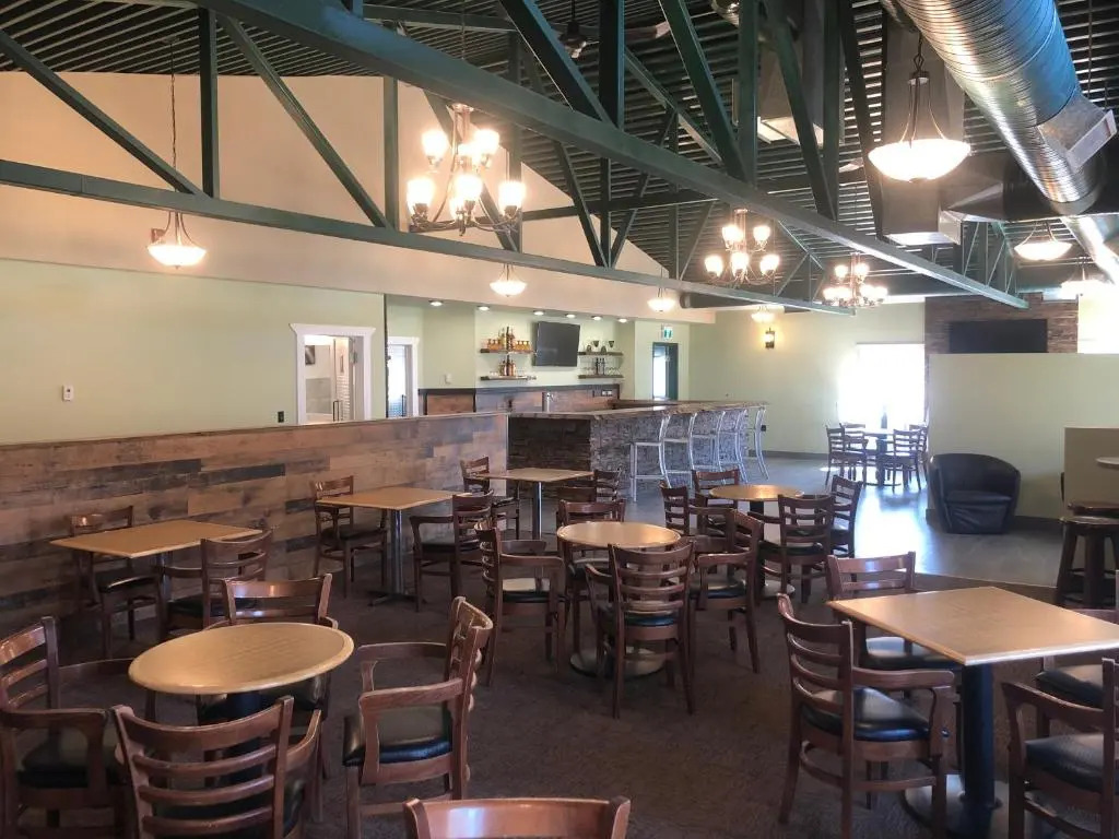 Onoway Inn And Suites