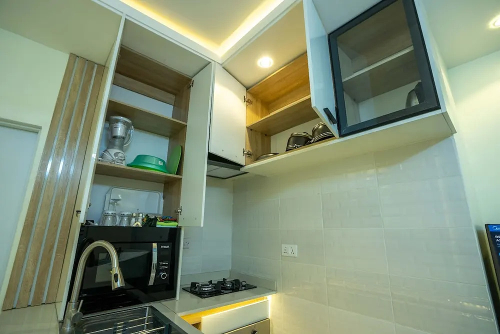 Kadal Apartments