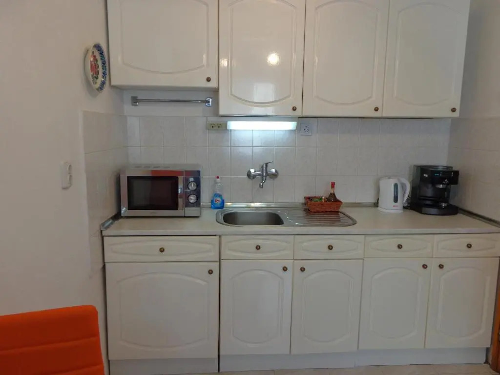 Zoya Apartment