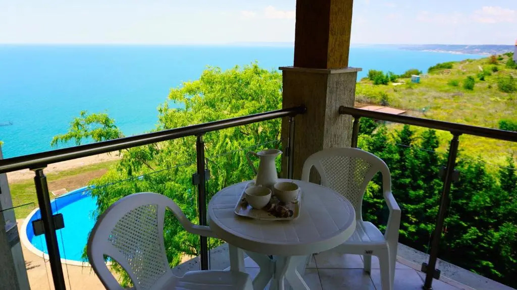 Морски апартаменти Джулая Морнинг - Sea View Apartments July Morning
