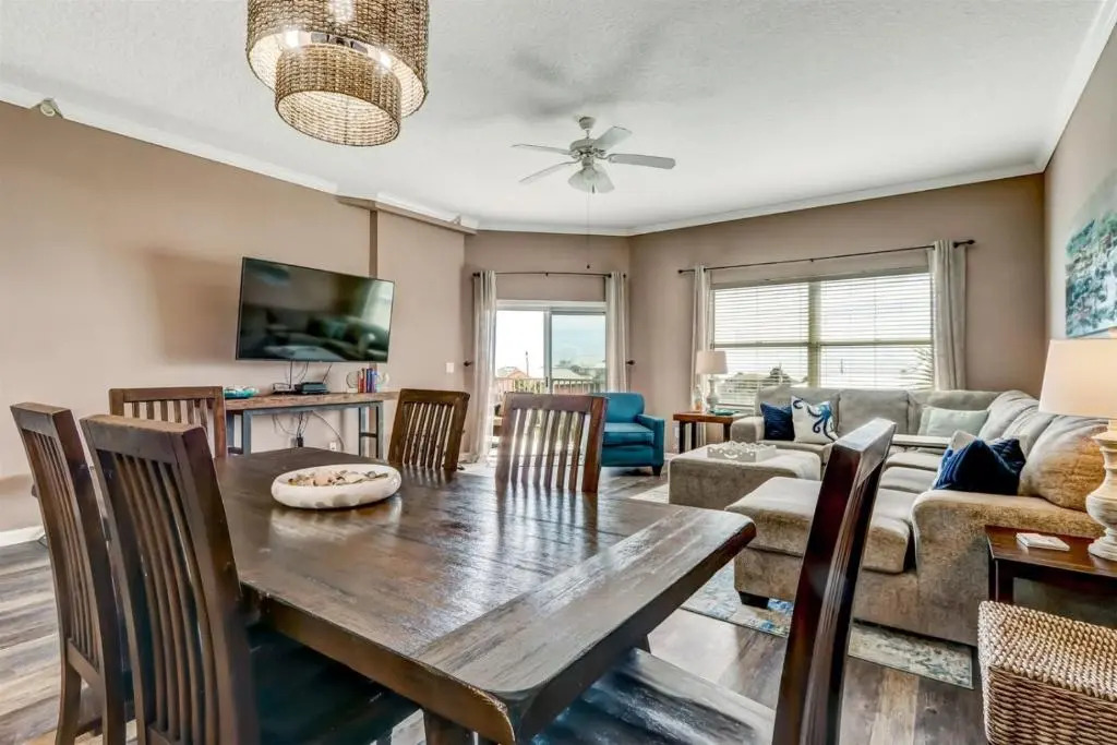 210 Ocean Park