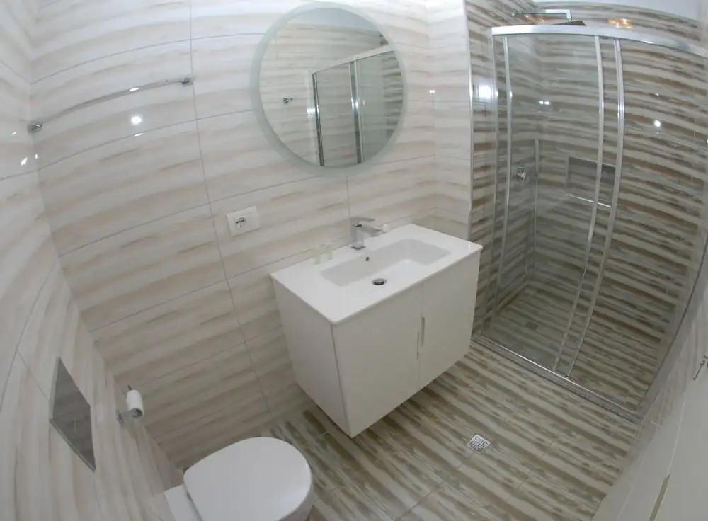 White Deluxe Apartments
