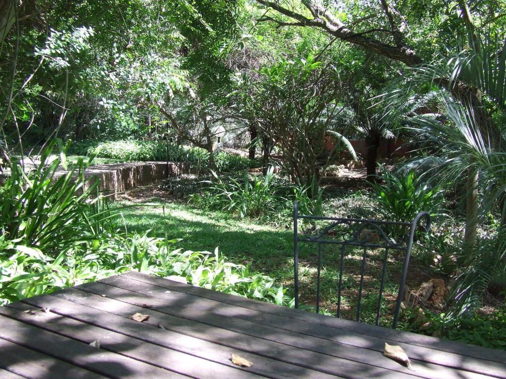 Lukafrica Riverside Chalets & Safaris