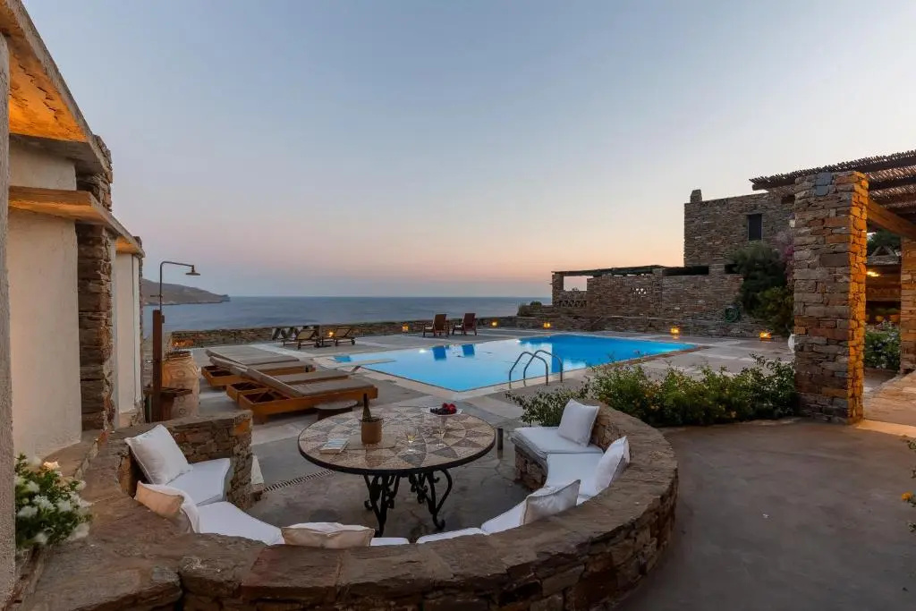Villa Myrto, breathtaking Aegean view, 5' from Koundouros beach