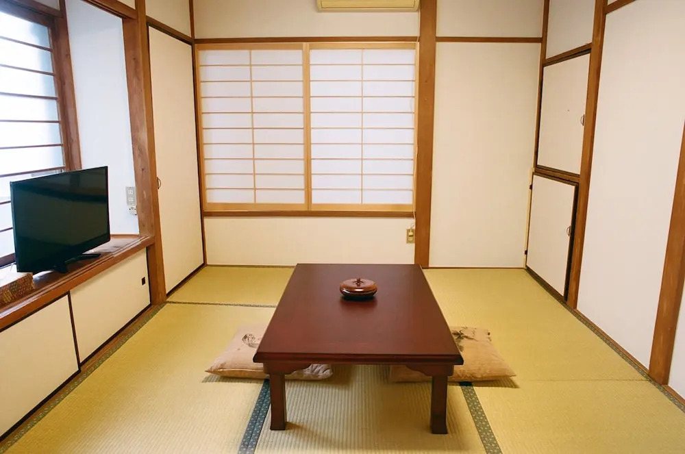 Hakonowa Hot spring inn