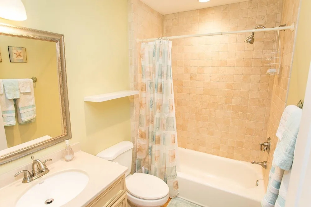 SEA Haven 212 [3/2.5] Free Activities! & Oceanfront Wifi Pool