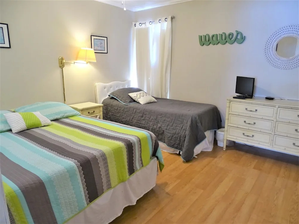 Siesta Beach House #207 2 Bedrooms 1.5 Bathroom Condo