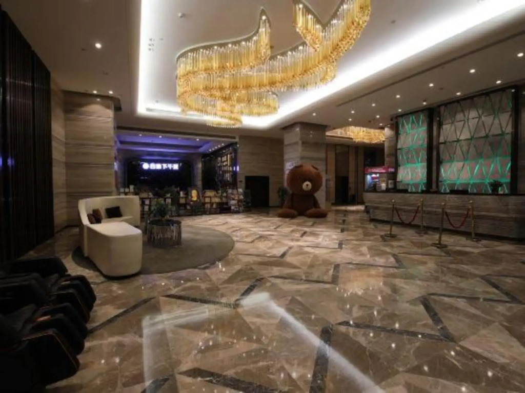 Sweet Fruit Charm International Hotel (Foshan West Station Shati Airport Store)