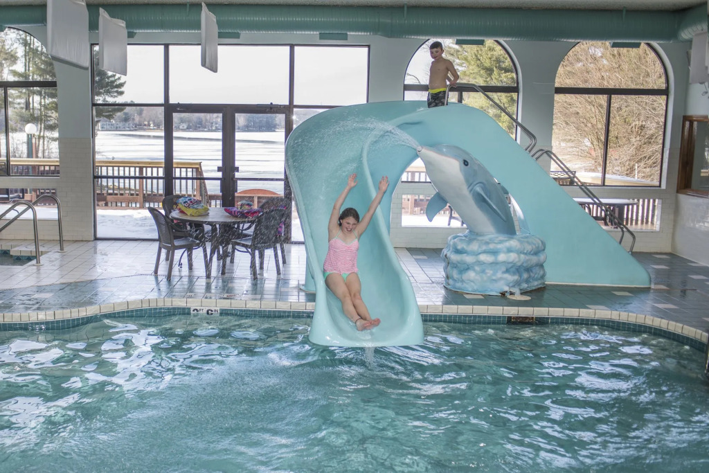 Sunset Bay Resort & Suites