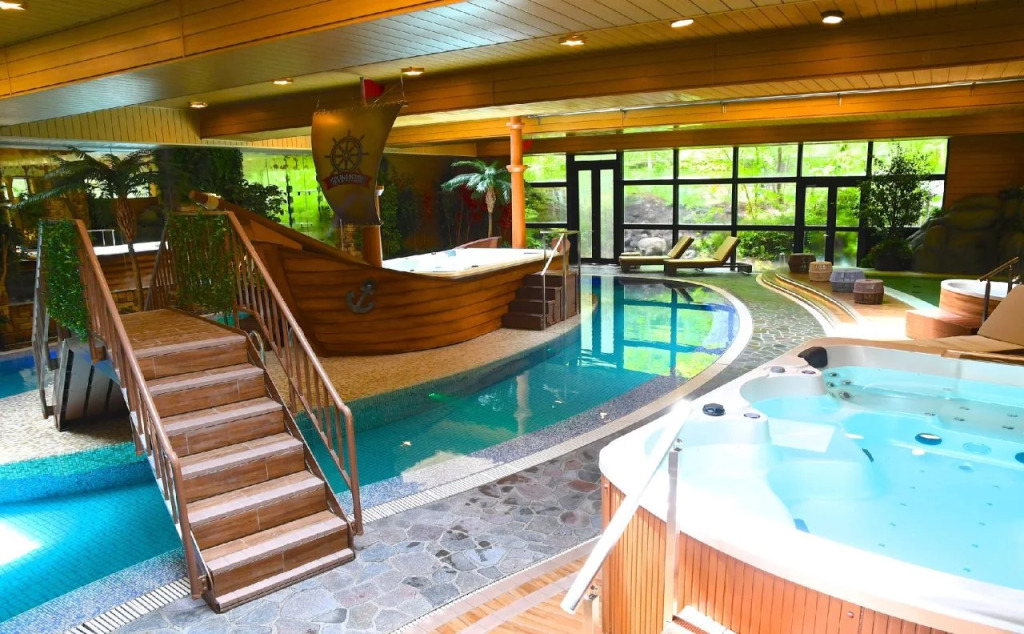 Karuizawakurabu Hotel 1130 Hewitt Resort