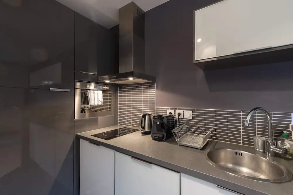 Les Deux Rives - Appartement Confortable Avec Place de Parking