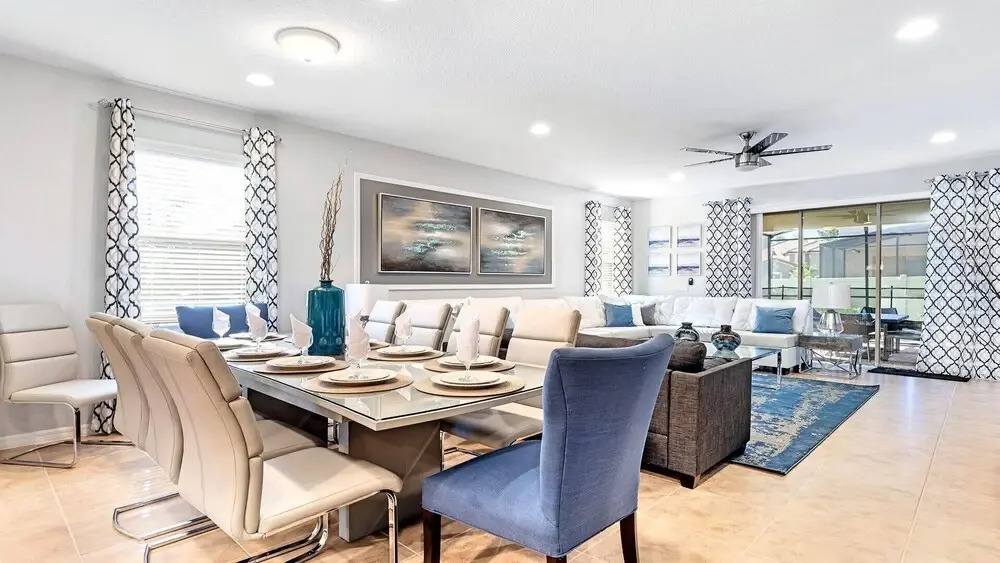 Special Offer Spacious Home With Pool!