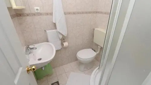 Pansion Komfor Moča