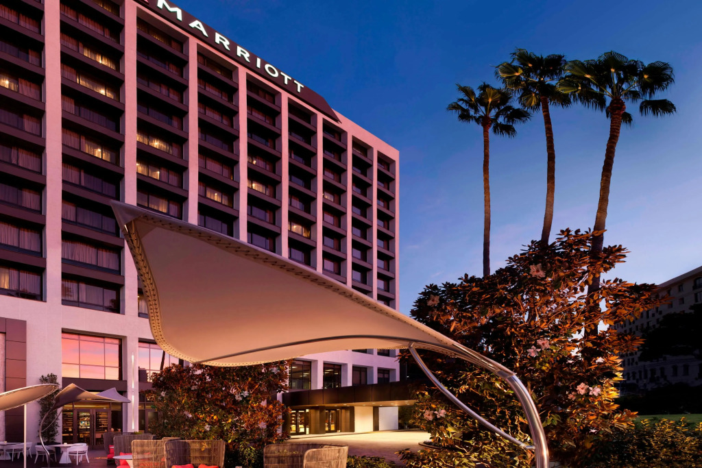 Burton House, Beverly Hills, A Tribute Portfolio Hotel