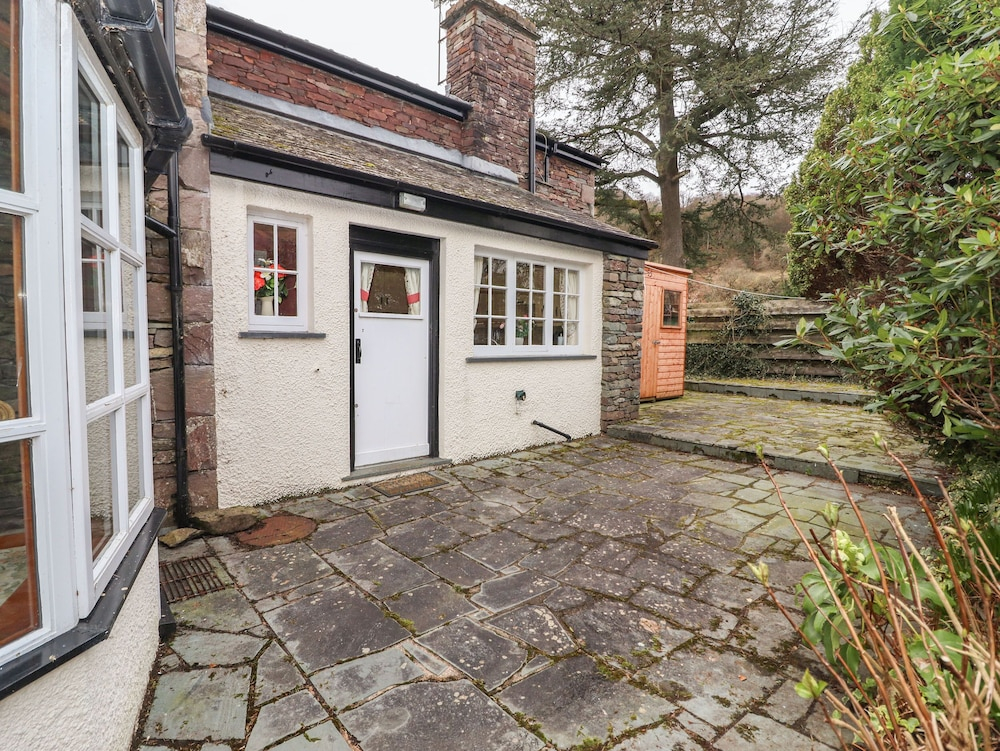 Pavement End Cottage