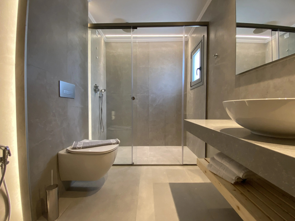 Blue Aegean Hotel & Suites