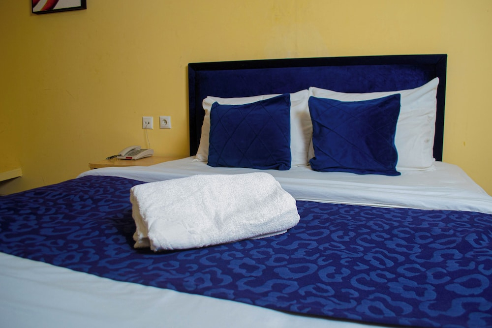 Hotel Llaell