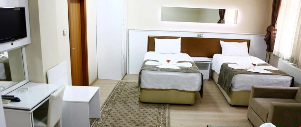 Ozgur Hotel