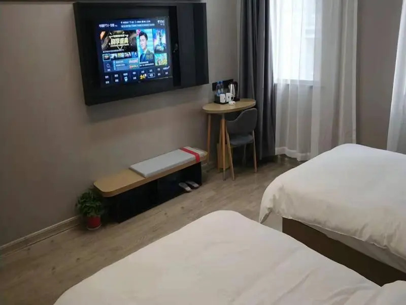 Thank Inn Chain Hotel Anhui Suzhou Lingbi County People's Hospital Zhongxiu Jincheng