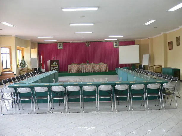 Foresta Inn Family Resort