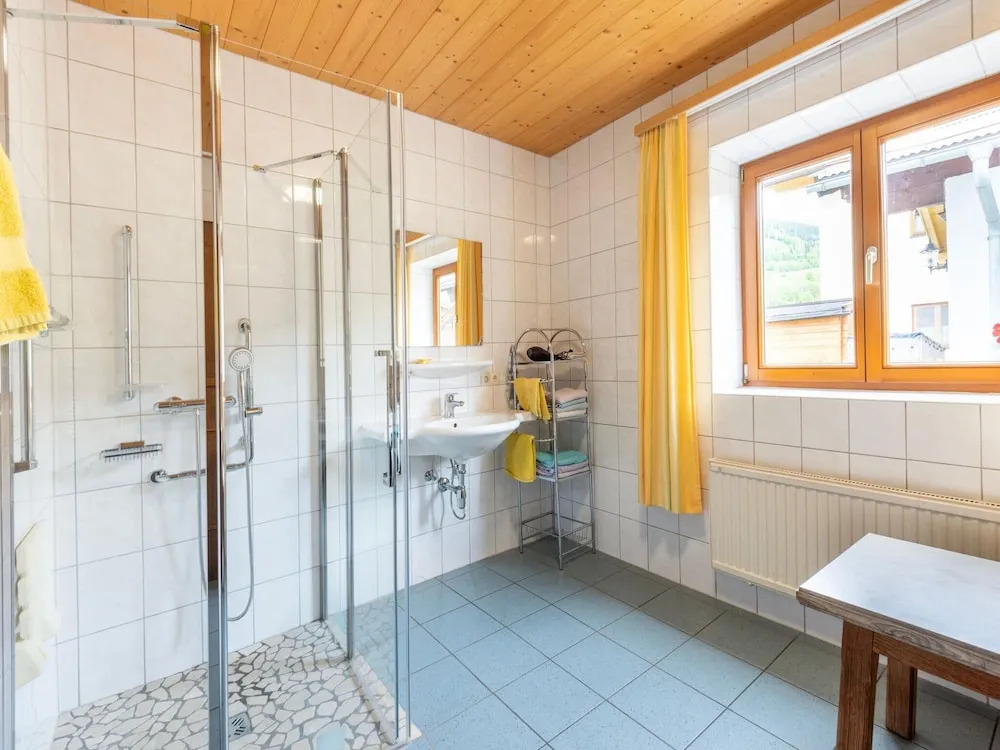 Apartment in Piesendorf Near Ski Slopes