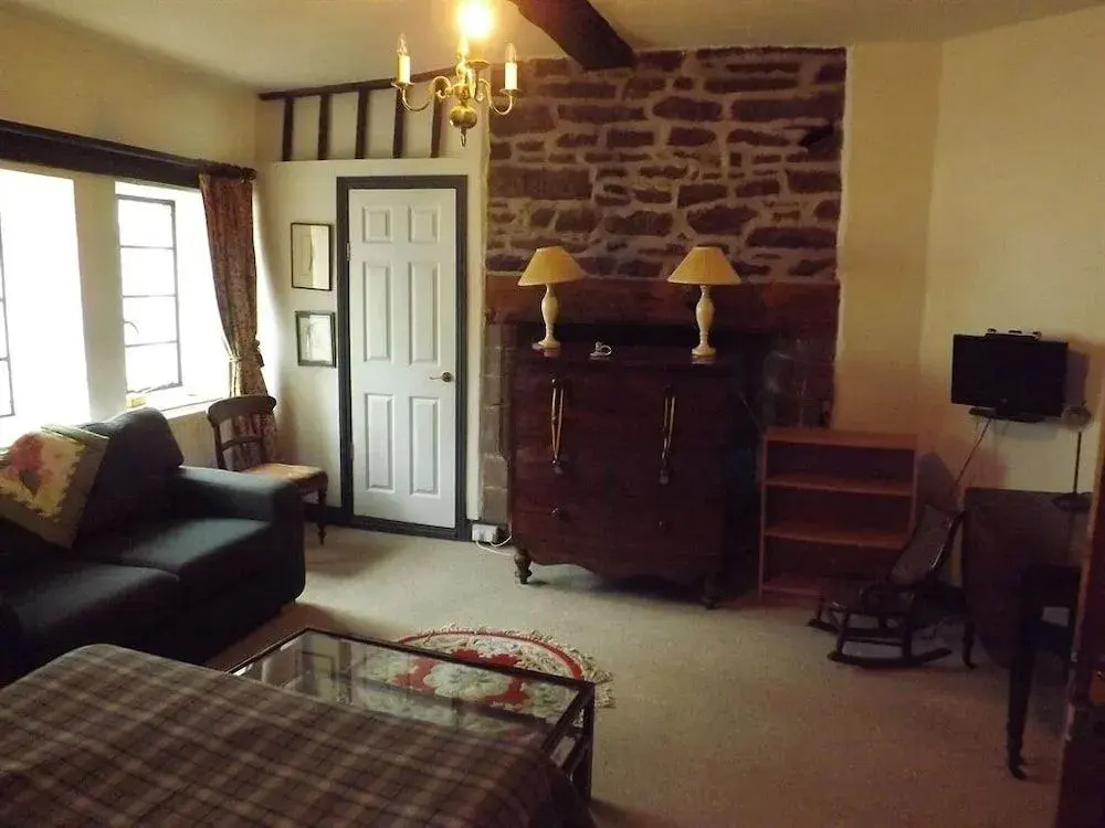 The Old Court House Guest House
