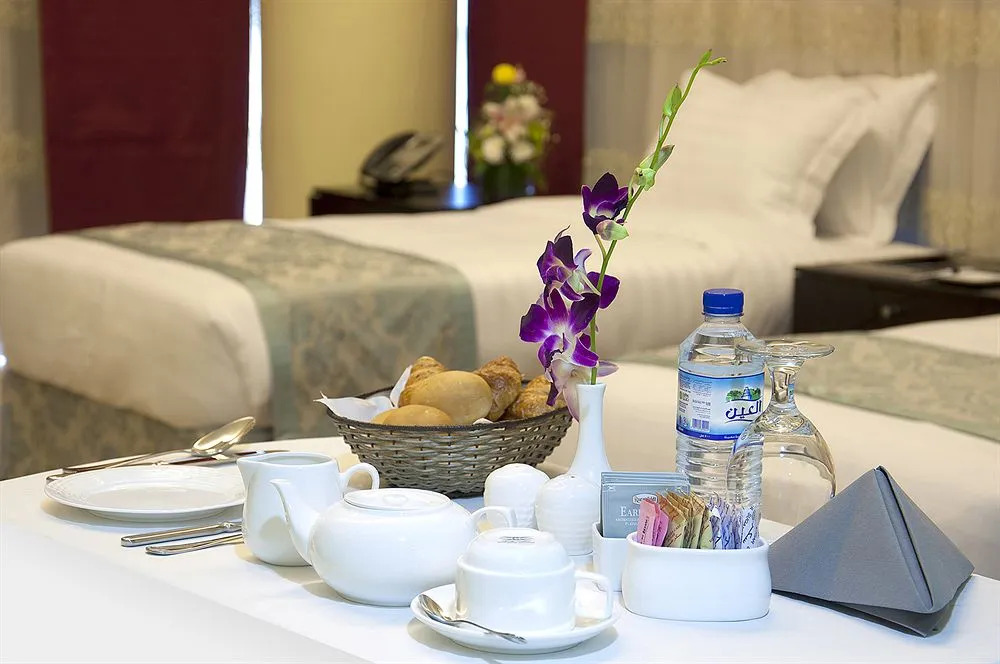Boutique 7 Hotel and Suites