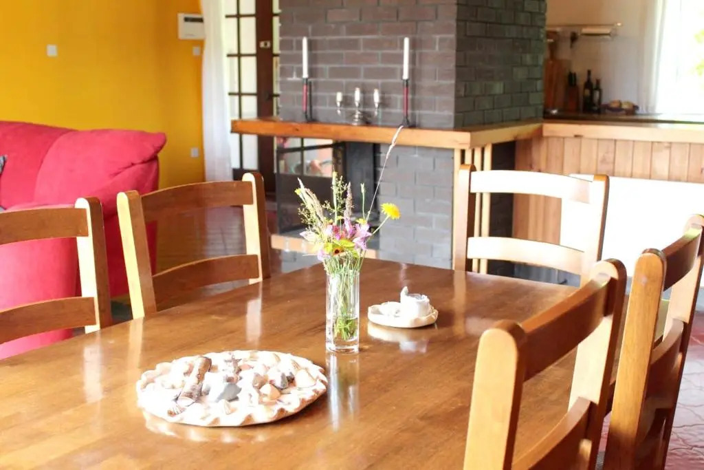 Charming House in Laghy with Garden