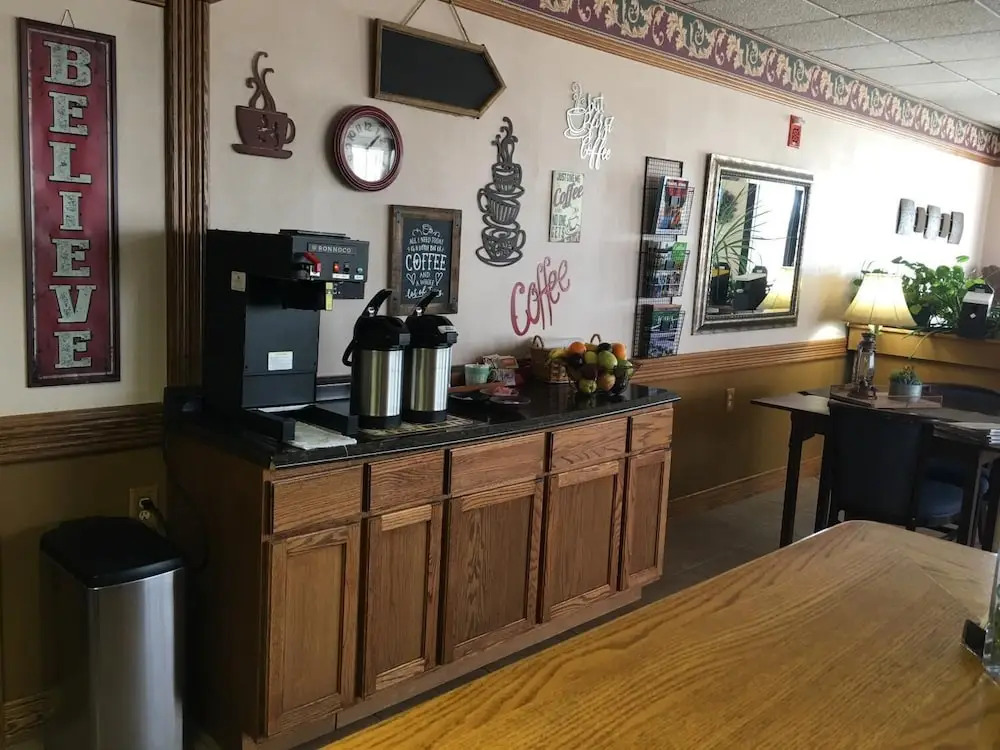 Southfork Motel and Grill