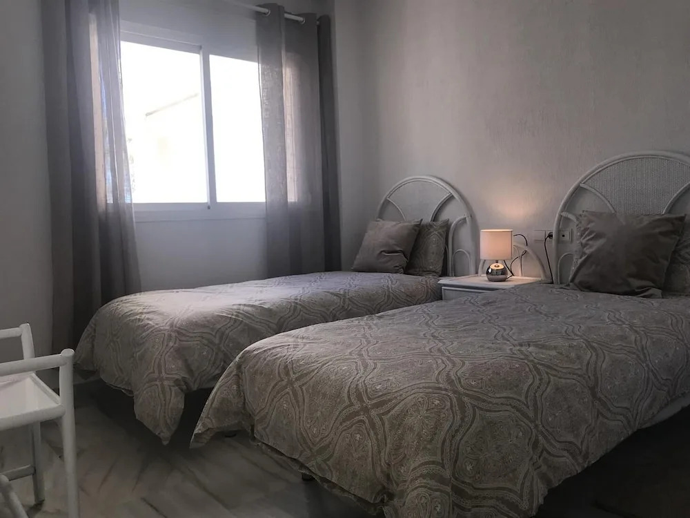 Great Villa Near Beach and Marbella