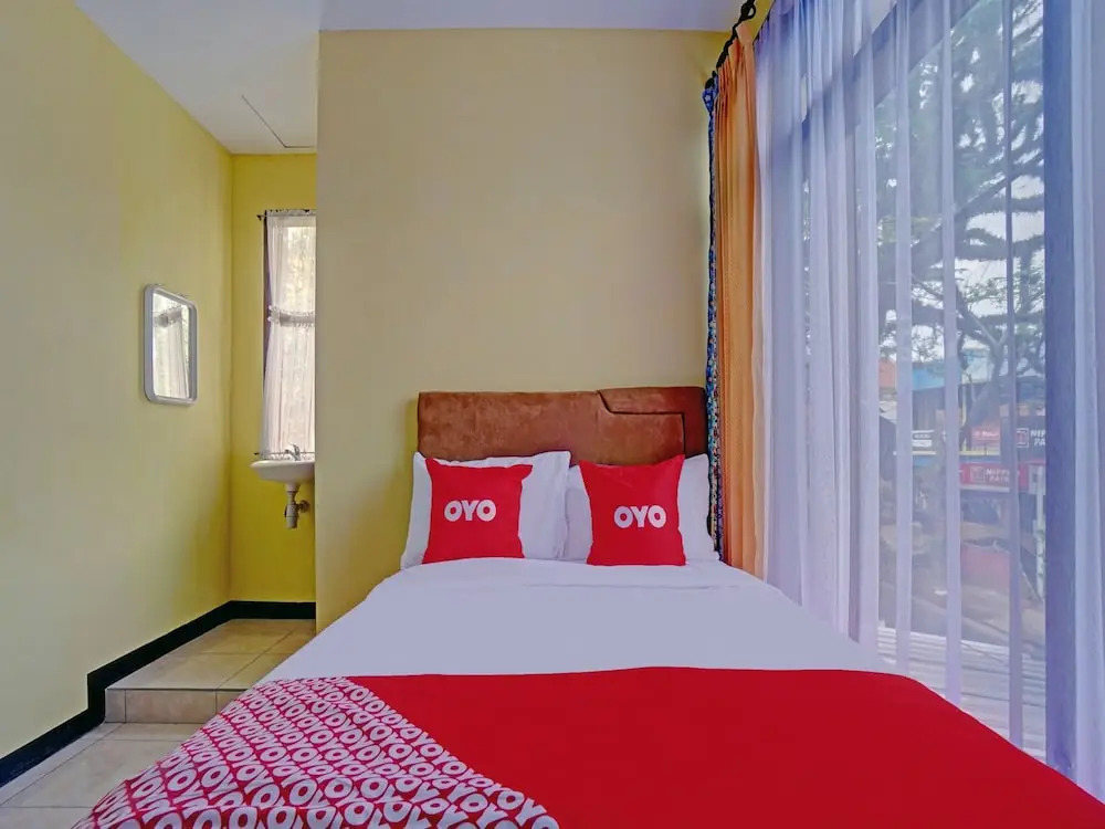 Hotel O Harwin Homestay