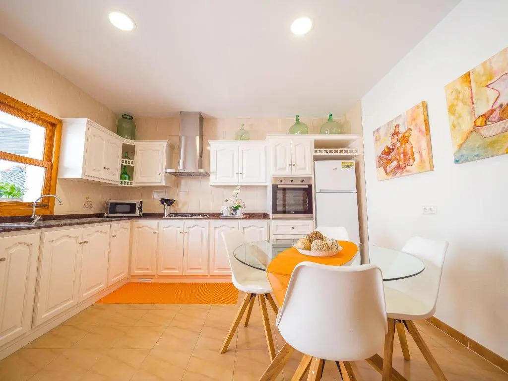 Apartamento Piscina Muro