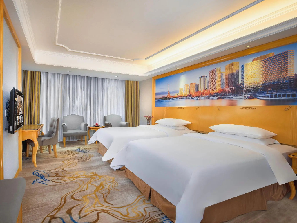 Vienna Hotel Shenzhen Longgang Dayun Center Branch