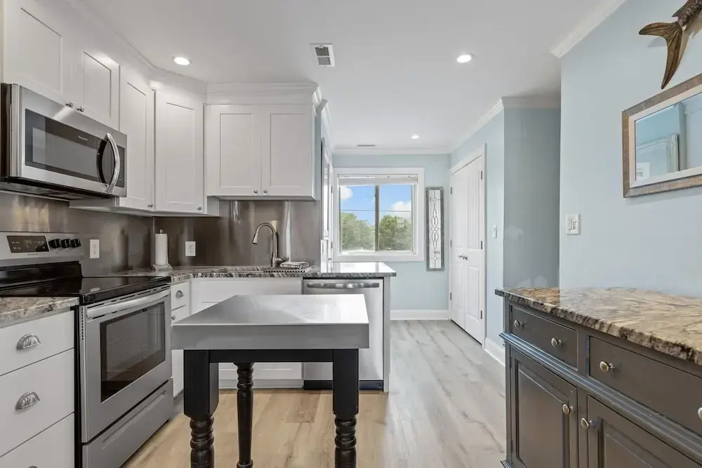 Barefoot Ventures 4 Bedroom Townhouse by RedAwning
