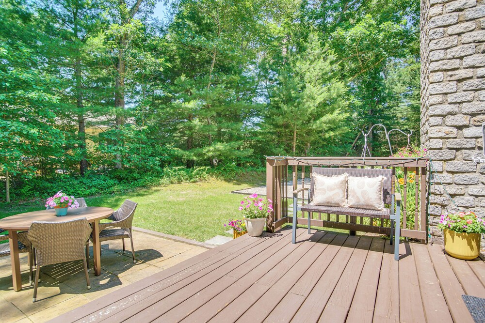 4 Mi to Bristol Beach! Coastal Retreat w/ Pond