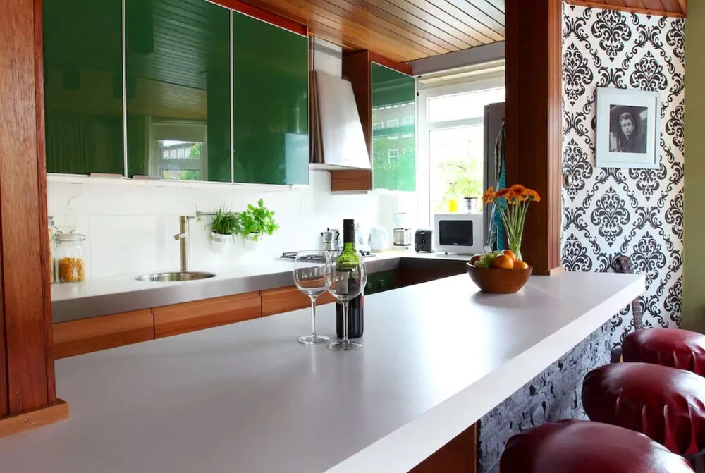 Retro Luxury Apartment