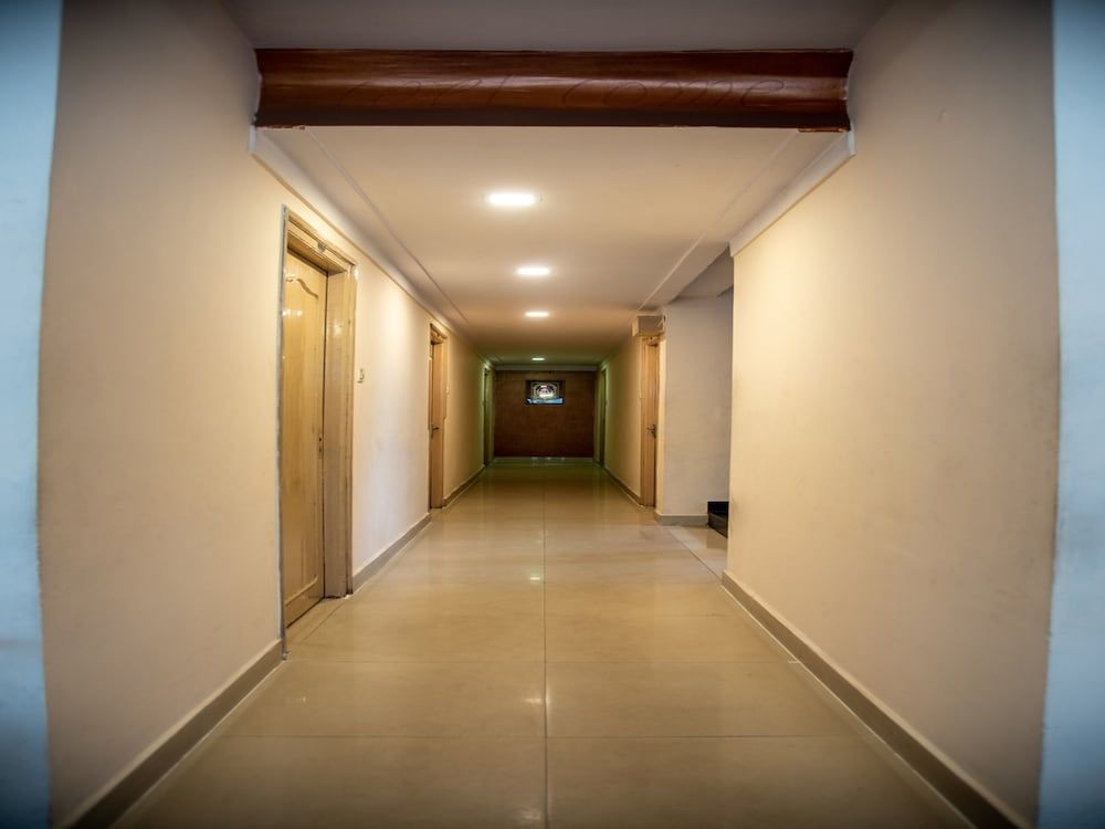 OYO 13321 Hotel Lakshmi Paradise