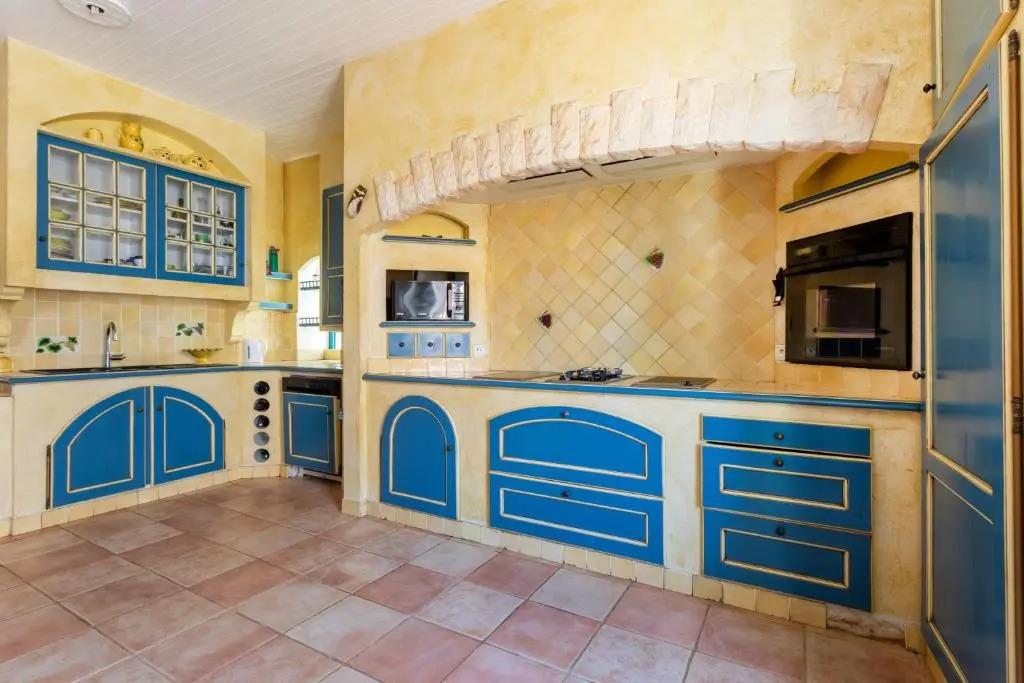 Le Famoso - Apt 5e proche place Arago