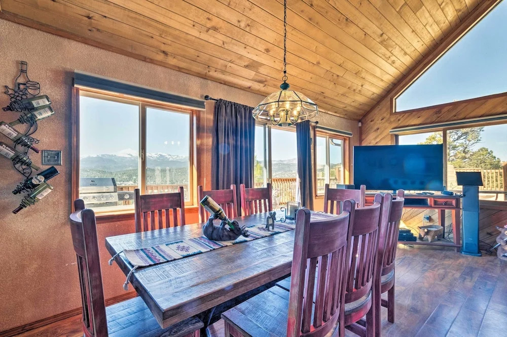 Ruidoso Home w/ Hot Tub, Mtn Views & Game Room!