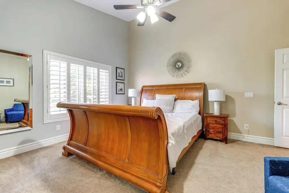 Heated Pool & Fire Pit: Family Home in Chandler