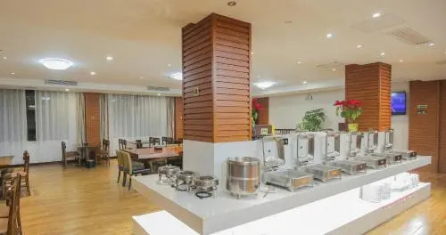 Xin Jue Jiayi Hotel Airport and International Resort